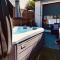 Logement du Sud avec Jacuzzi - 索米耶尔