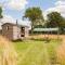 Daisy Shepherds Hut - Kent