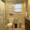 Large, Comfortable & Conveniently located Home - Danvers