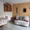 studio aux pieds des cimes - Enchastrayes