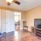 Pet-Friendly Victoria Home - Kayak, Fish and Golf!