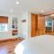Waterfront Bay City Home with Dock and Boat Launch! - 贝城
