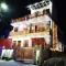 Doon Niwas Homestay Two Bedroom Apartment 1st Floor- Mountain view Cheerful Comfortable Peaceful Central Family-friendly