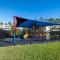 Huge ! Vista Cay Hideaway Corner Condo Near Parks & Intl Dr