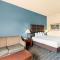 Best Western Holiday Manor - Newton