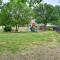 Near Cedar Hill State Park Apt with Pool Access! - Cedar Hill