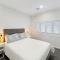 Luxurious Art Deco Abode Opposite Albert Park Lake - ملبورن