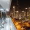 HausReserv at Paramount Midtown Hotel - Infinity Pool with Burj Khalifa View - Luxury Apartments - Dubaj