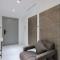 Livbnb - 2B with Modern Interiors, Emaar Boulevard