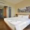Whiz Prime Hotel Khatib Sulaiman Padang