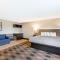 Quality Inn Newton at I-80