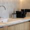 Modern apartment, up to 6, close to the beach! - 罗希姆诺
