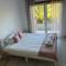 Sunshine moradia for 16 persons
