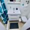 Dalmatian White Shell Apartment- Two Bedroom Apartment - 卡什泰拉