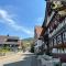 An Wanderwegen gelegen mit Terrasse und Boxspringbett