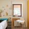 An Wanderwegen gelegen mit Terrasse und Boxspringbett