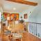 Country Escape Log Cabin Near Kentucky Lake!