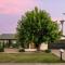 Prime Location Private Pool Hot Tub BBQ Area Office!