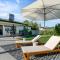 Prime Location Private Pool Hot Tub BBQ Area Office!