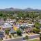 Prime Location Private Pool Hot Tub BBQ Area Office!