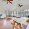 Deck and Views Spacious Lake House Escape - Hodgen