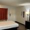 Motel 6-Macclenny, FL