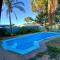 Renovated 3BD with pool and spa bath