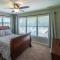 Cozy lake front home with beach - Mayhew