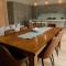 Vida Hamilton - 3 bed, 2 bath kids playground!