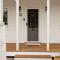 Vida Hamilton - 3 bed, 2 bath kids playground!