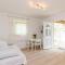 Color Apartments - One Bedroom Apartment with Terrace and Partial Sea View Blue - 米利尼