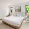 Shelly Beach Seaside Home A