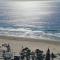 SURFERS PARADISE ABSOLUTE BEACHFRONT WITH VIEWS, HIGH LEVEL 1br Apt - IDEAL FOR COUPLES or 2 PPL TRAVELLING TOGETHER - 黄金海岸 SURFERS PARADISE ABSOLUTE BEACHFRONT WITH VIEWS, HIGH LEVEL 1br Apt - IDEAL FOR COUPLES or 2 PPL TRAVELLING TOGETHER - 黄金海岸