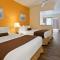 Lighthouse Suites Inn