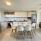 Stylish waters edge apartment - 开普敦