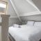 7 Bedroom House - Sleeps 14 - Close to City Centre - Free Parking, Smart TVs in every Bedroom, Fast WiFi and Self Check-In by Yoko Property - 利物浦