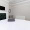 7 Bedroom House - Sleeps 14 - Close to City Centre - Free Parking, Smart TVs in every Bedroom, Fast WiFi and Self Check-In by Yoko Property - 利物浦