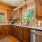 Beaumont - Lux Mountain View Cabin with Hot Tub