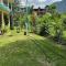 Beholden Stay and Cafe - Old Manali - Manali