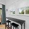 Spacious and Bright with Deck Walkable to 6th St - أوستن