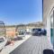 High-Desert Home with Hot Tub and Cowboy Pool - Joshua Tree