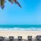 Bungalow Beach Hotel