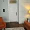 Mins from Downtown & Dining, Dauphin Darling 2
