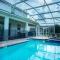 Private and Luxurious Corner 8BD Lot w/Golf View - Davenport