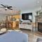 Beautifully Renovated 2 Room, 2 Bath Suite in Killington - Shuttle and Summer Pool! 542 - 基灵顿