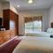 Luxury Penthouse with Private Rooftop & Hot Tub