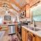 Franklin Cabin with Creek Access Hike and Fish! - فرانكلين