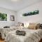 Villa Oasis with Heated Pool,Sauna, BBQ and Pool Table - Pinecrest