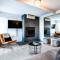 Chic Mt-Tremblant Condo with View on the Lake by Denstays - 蒙特朗布朗