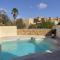 Thistle Lodge Peaceful Gozo Retreat with Pool Ambience - 休吉让